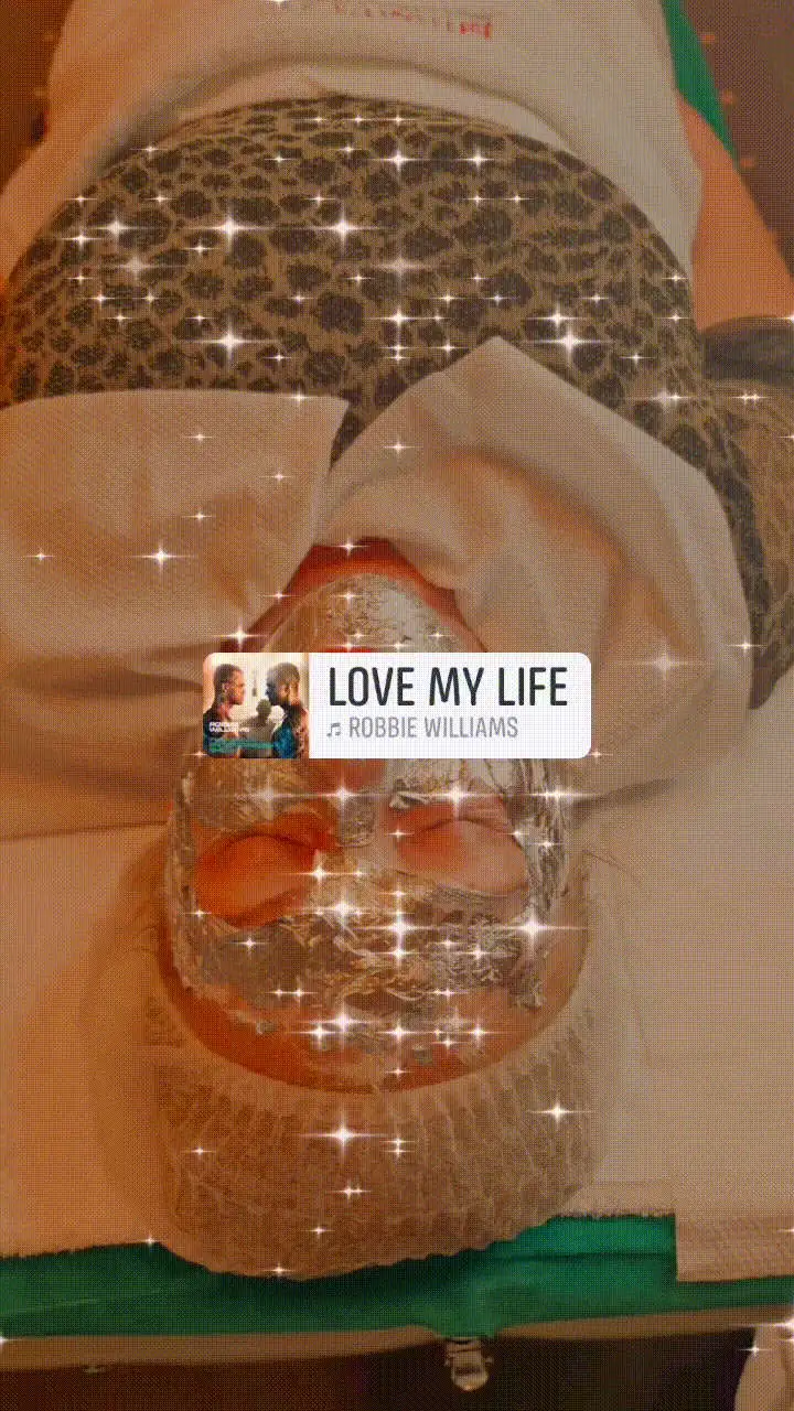 Produkty do zabiegu platyna z firmy Environ dostępne w Gabinecie 
         Kosmetyczno-Podologicznym Maria